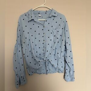 Old Navy Long Sleeve Light Blue Polka Dot Button-Up Shirt - Size L
